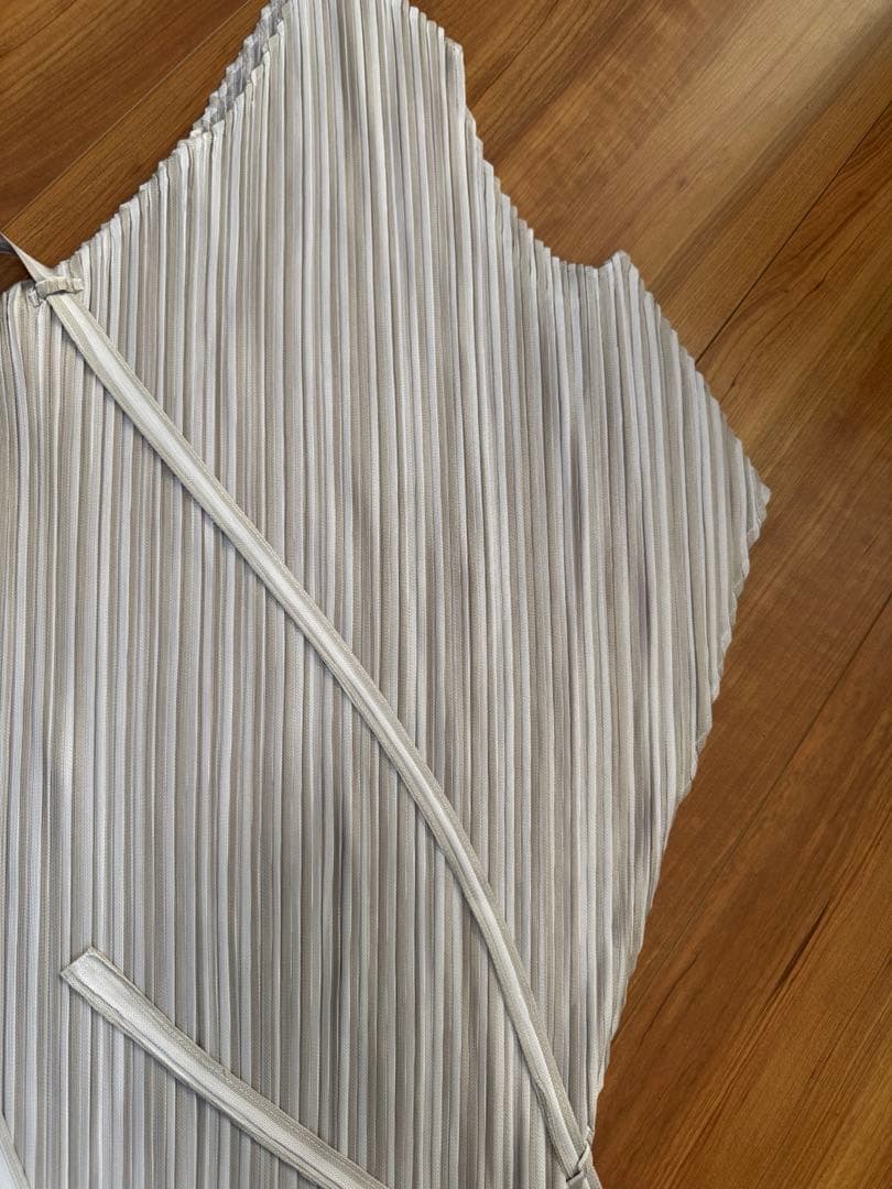 タイムセール ~21日 美品 PLATS PLEASE ノースリーブ