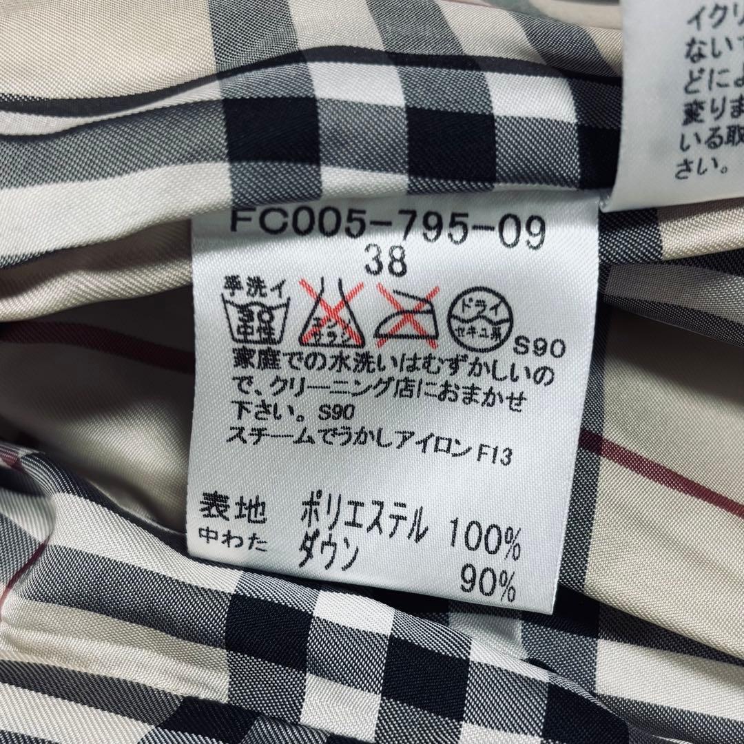 バーバリーロンドン　ダウンベスト　ノバチェック フード　黒　ブラック　38サイズ