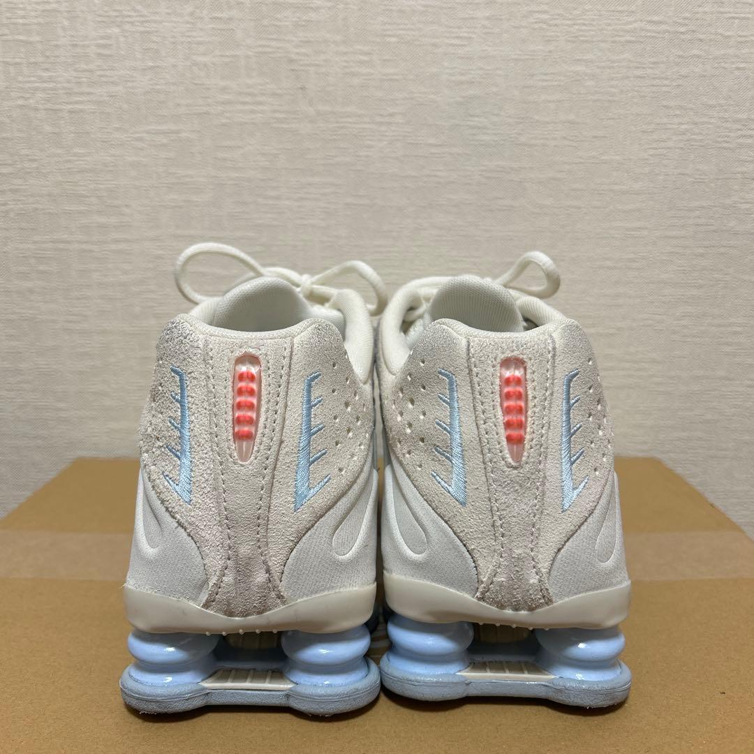 ナイキ ショックス R4 SE (サイズ25)