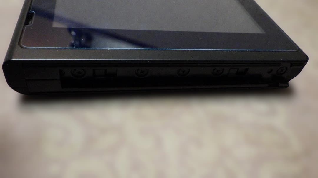 Nintendo Switch 本体 任天堂　スイッチ　付属品なし