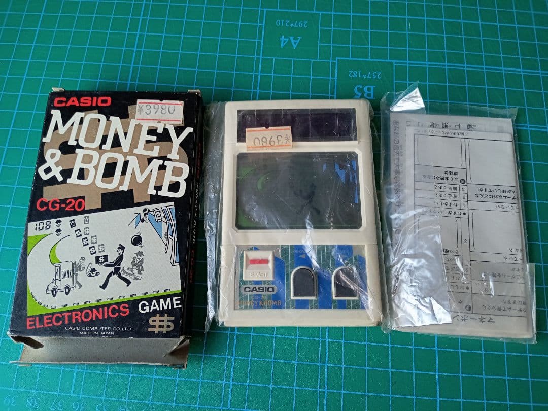 CASIO　マネー&ボム　　新品未使用品　ゲームウォッチ