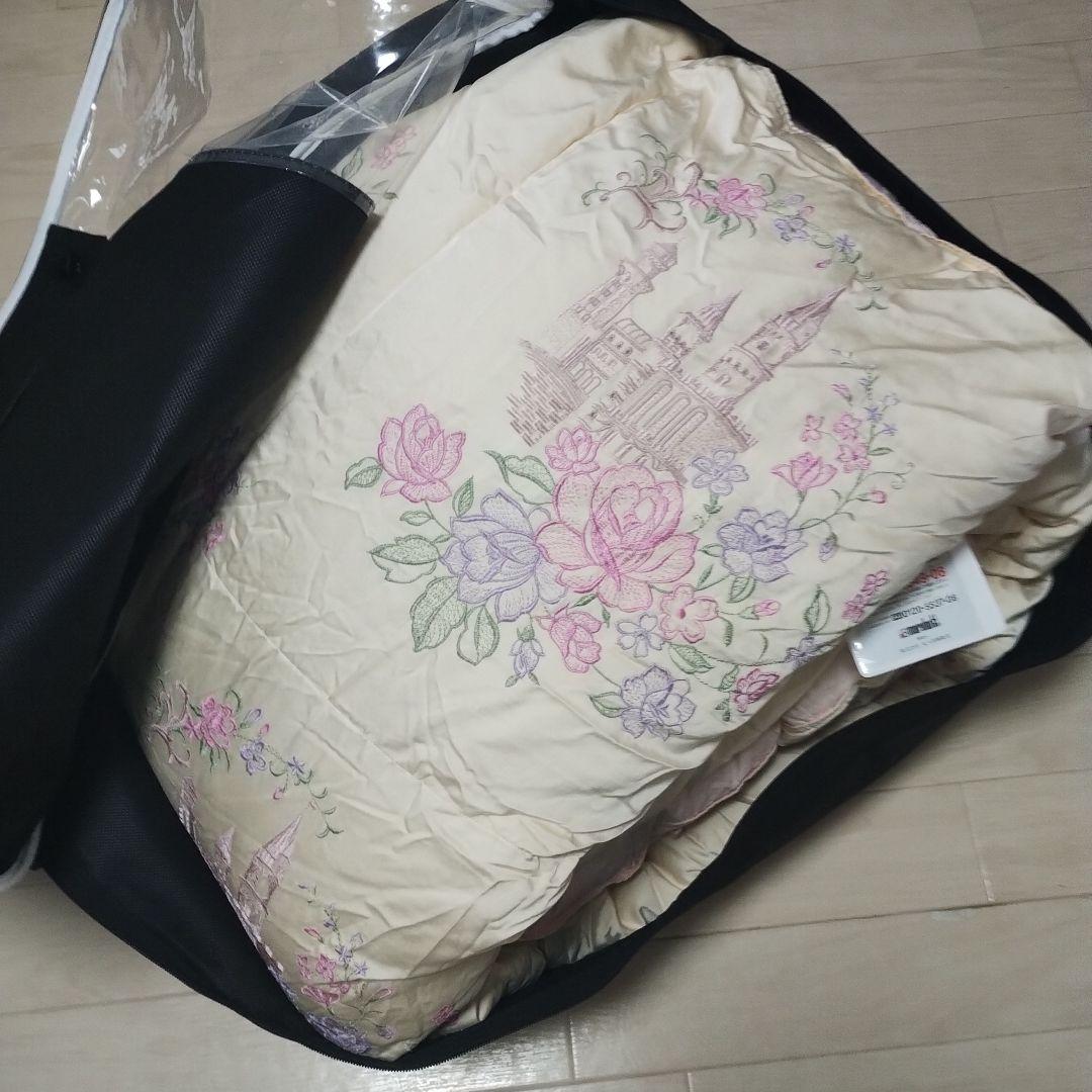 羽毛布団　丸八真綿　掛け布団　シングル　グースダウン　　シルクに刺繍　極美品