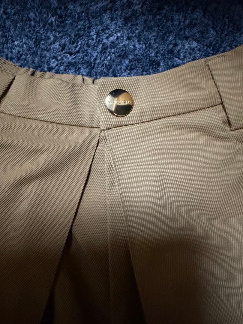 MARK & LONA マークアンドロナ　ベージュ パンツ　38 used