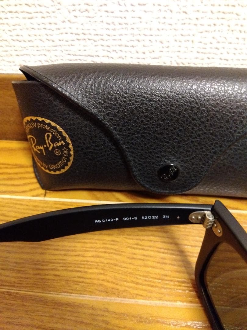 【Ray-Ban】WAYFARER サングラス ブラック