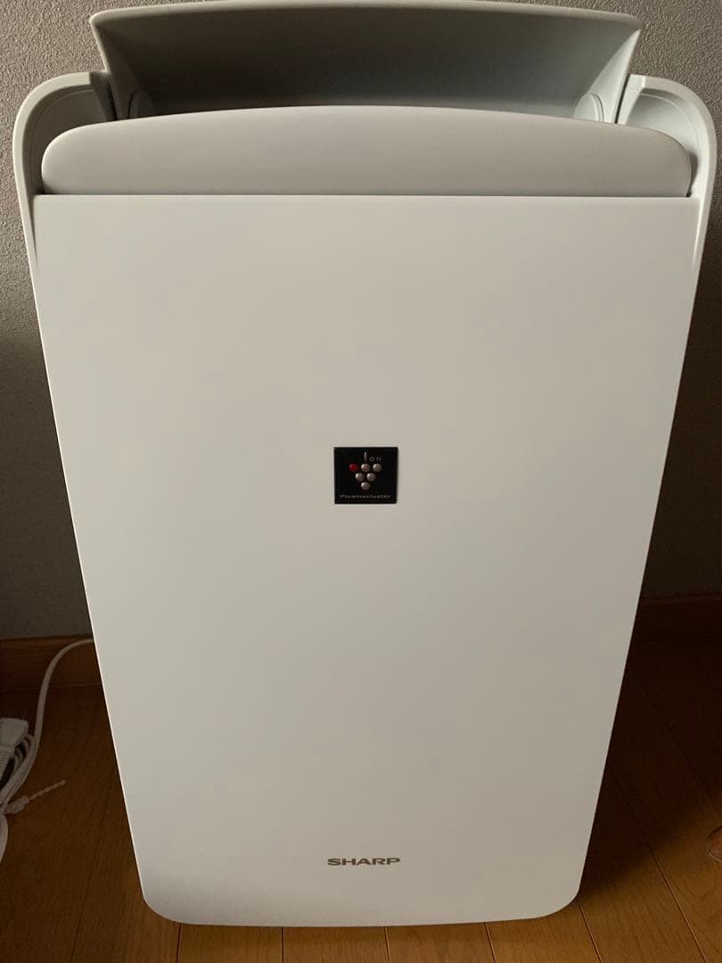 SHARP 衣類乾燥機　除湿器 ホワイト