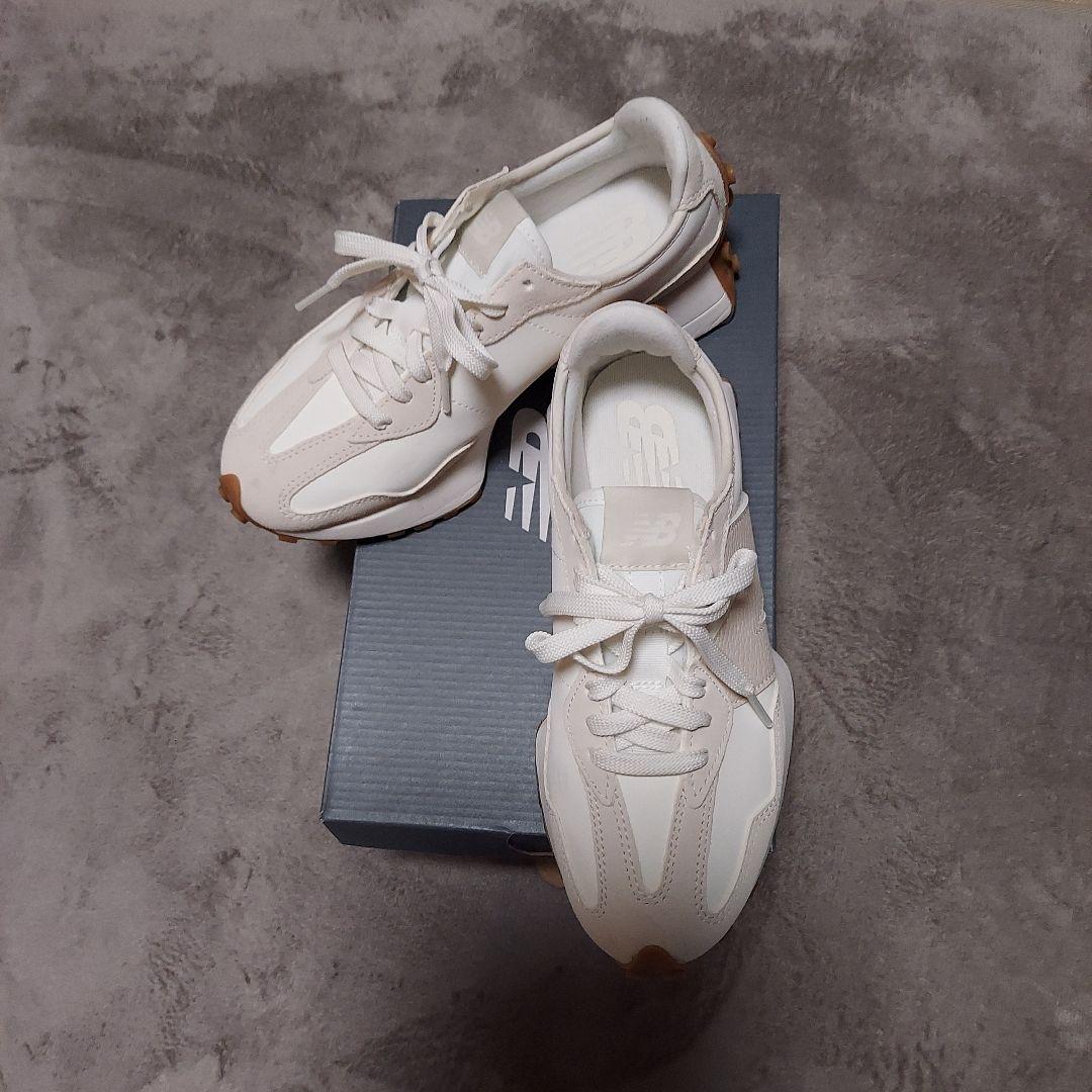 New Balance ホワイト スニーカー