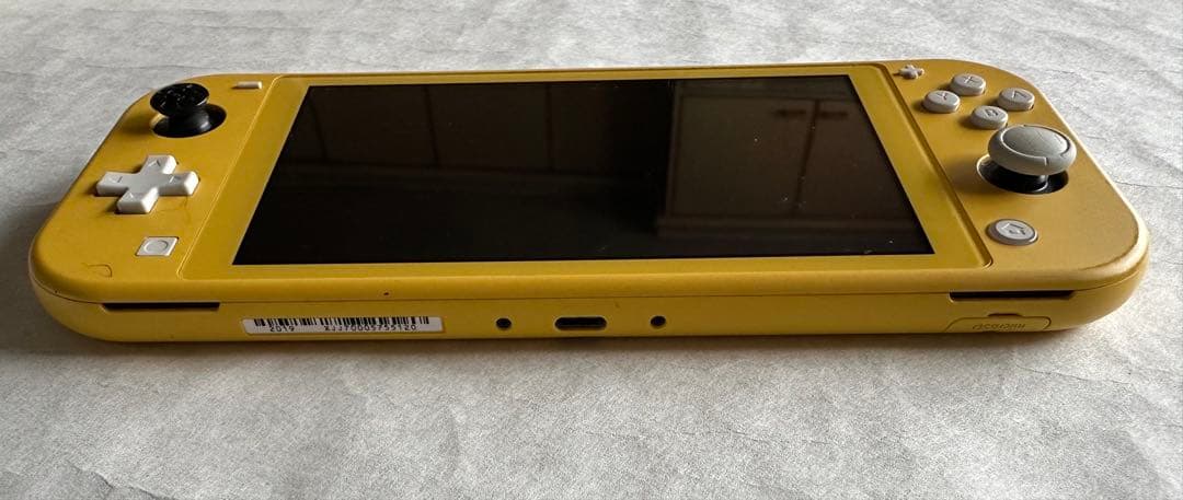ジャンク品 Nintendo Switch Lite（HDH-001）イエロー