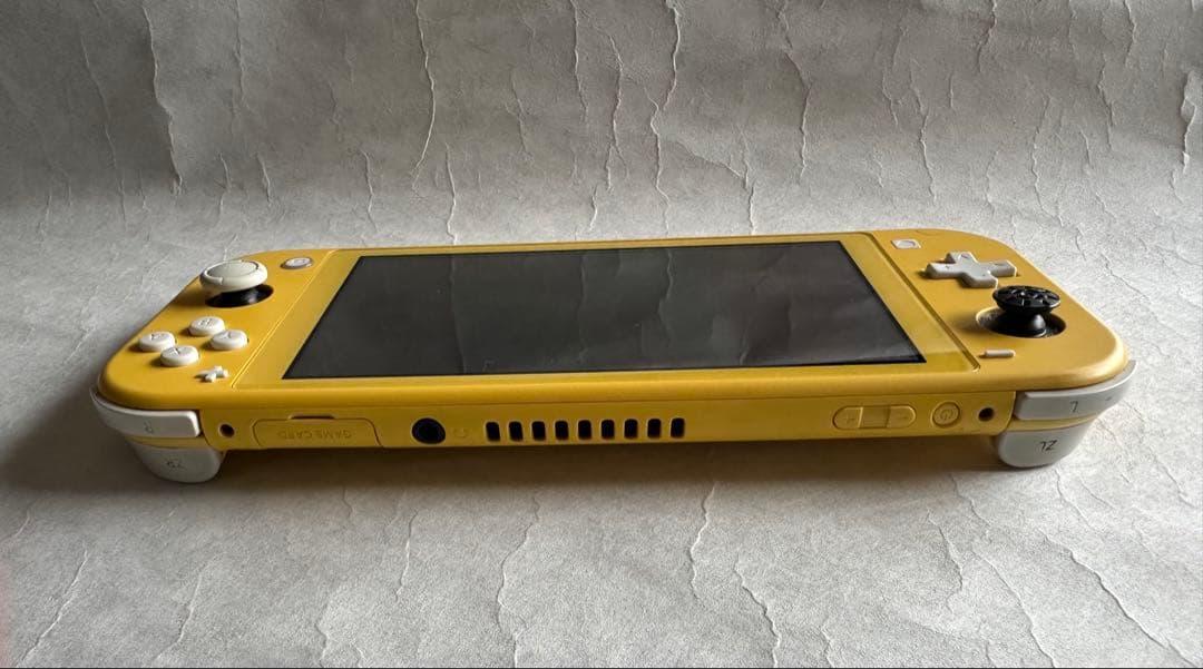 ジャンク品 Nintendo Switch Lite（HDH-001）イエロー