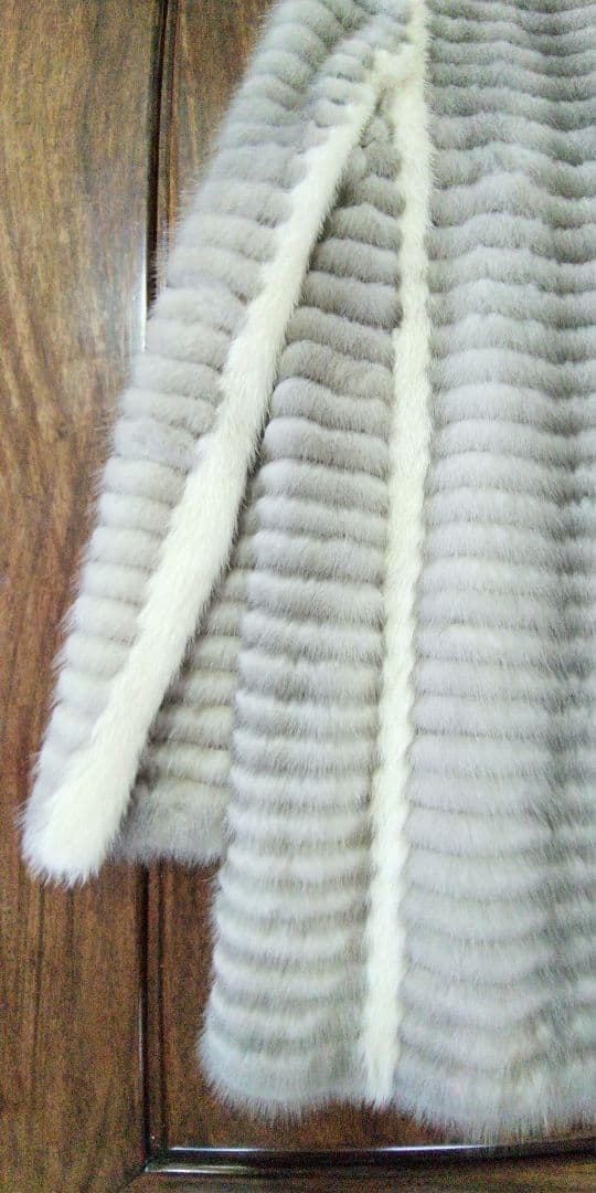 ミンク毛皮コート シルバーグレー