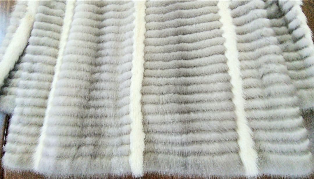 ミンク毛皮コート シルバーグレー