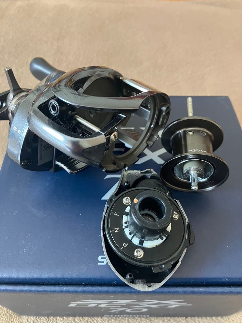 SHIMANO SLX DC XT 70 ベイトリール