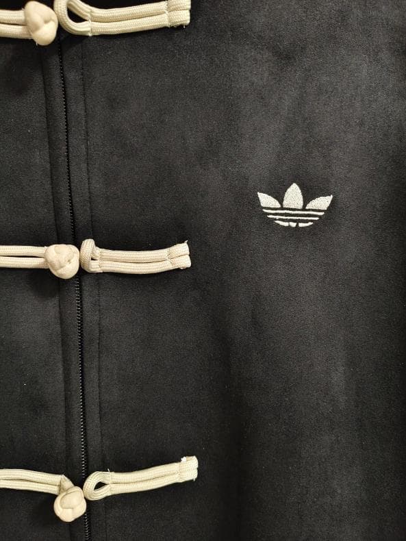 新品 アディダス 中国限定 蛇年トラックジャケット ブラック M