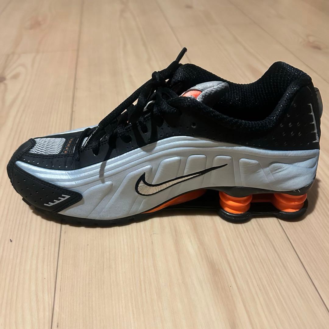 Nike shox ショックス R4 24cm