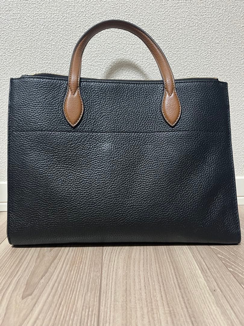 FURLA 黒 レザー ビジネスバッグ　お値下げ中です