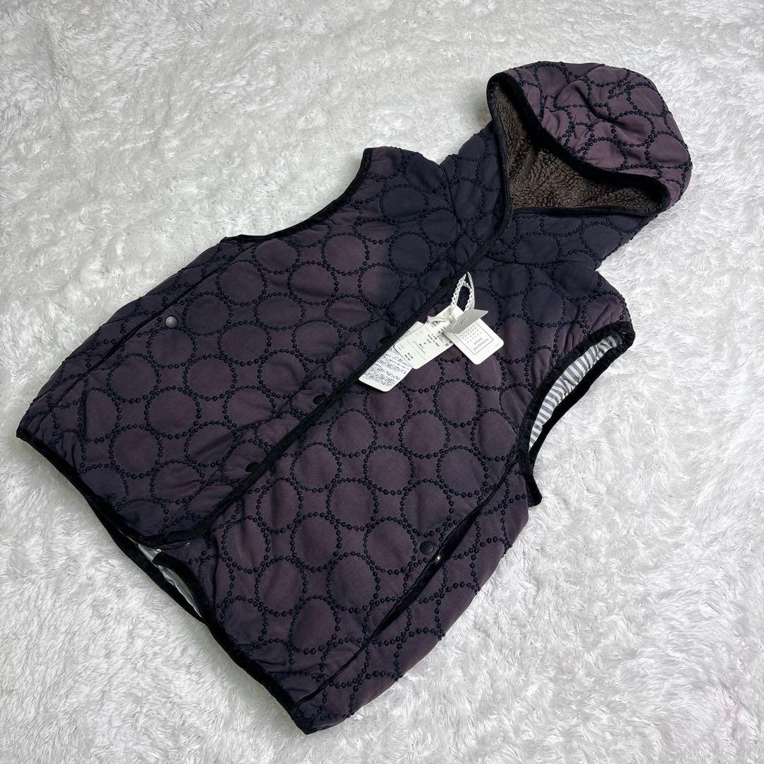 ミナぺルホネン ダウンベスト　タンバリン刺繍　Mサイズ　タグ付き