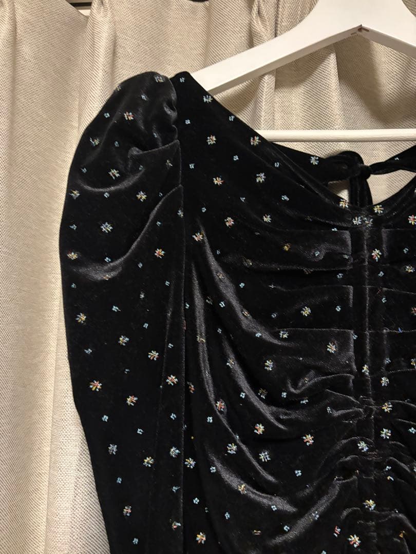 SNIDEL ベロア刺繍ワンピース