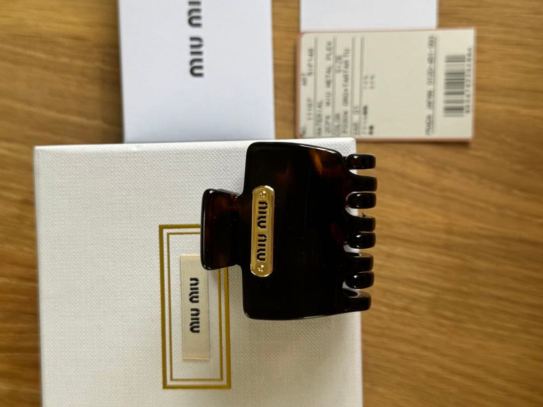 MIU MIU ヘアクリップ べっ甲