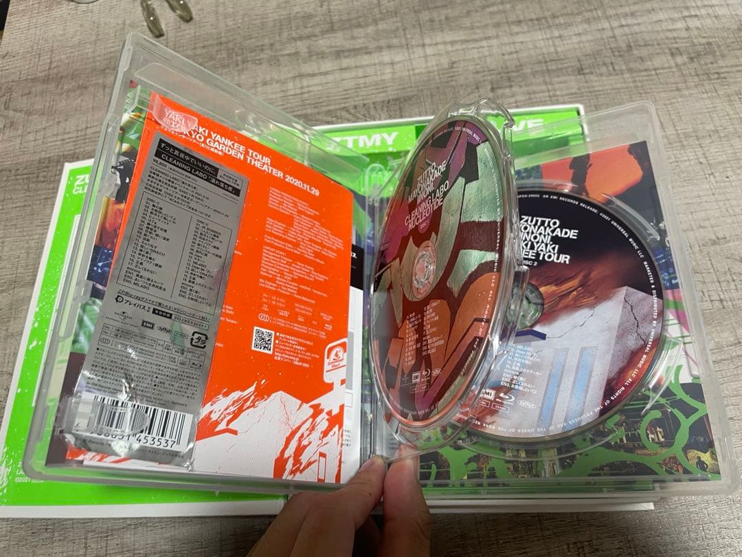 ずっと真夜中でいいのに。LIVE Blu-ray「温れ落ち度」