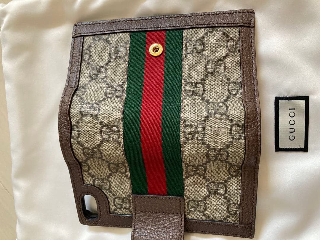 GUCCI手帳型iPhone7/8SE2/3ケース