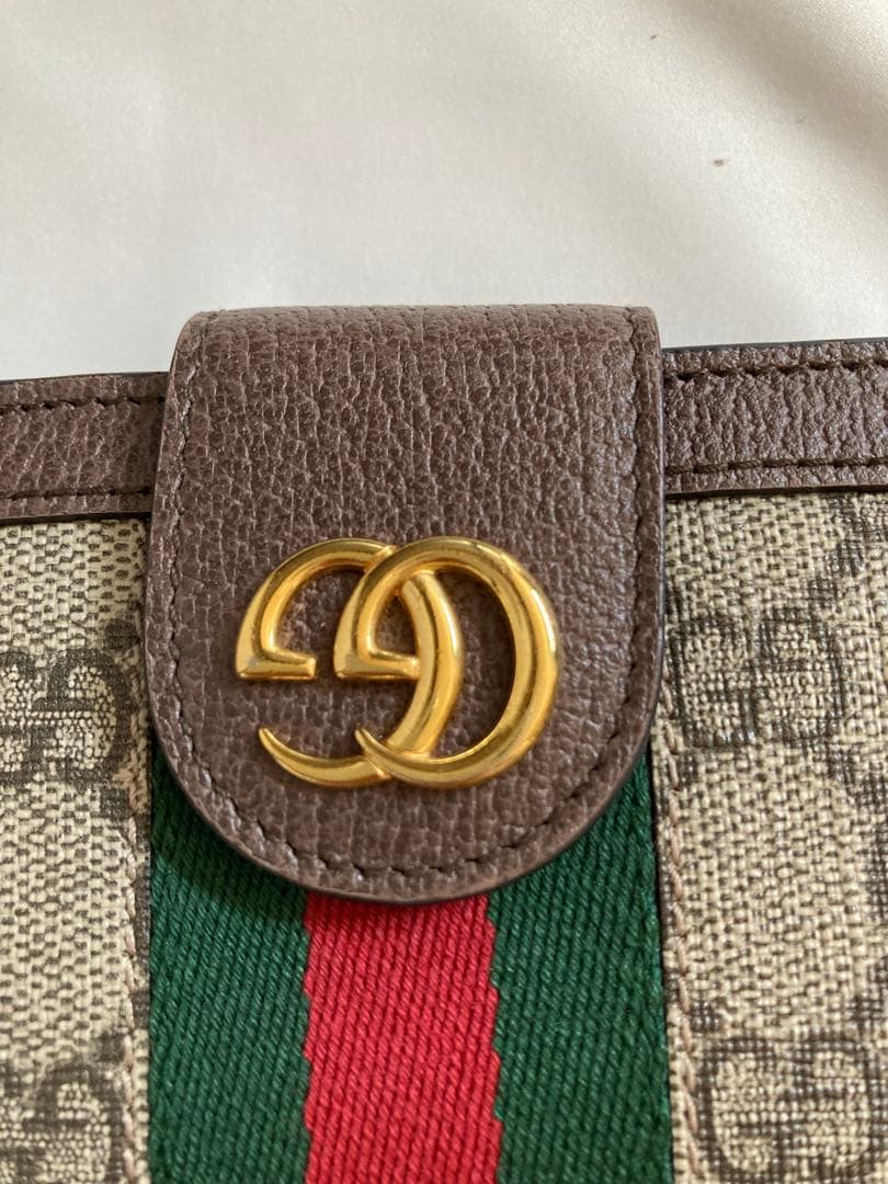 GUCCI手帳型iPhone7/8SE2/3ケース