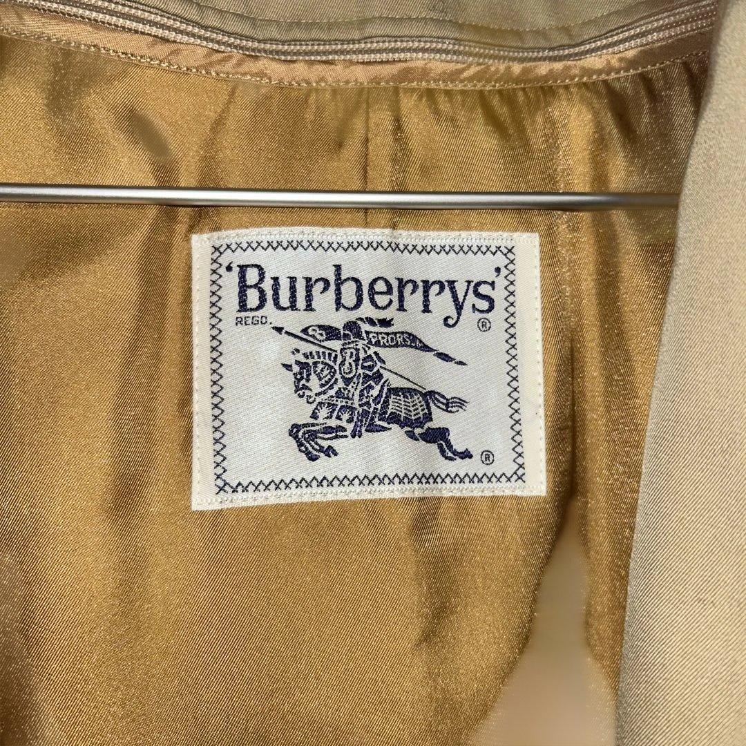 Burberryステンカラーコート/肩フラップ付き/ベージュ