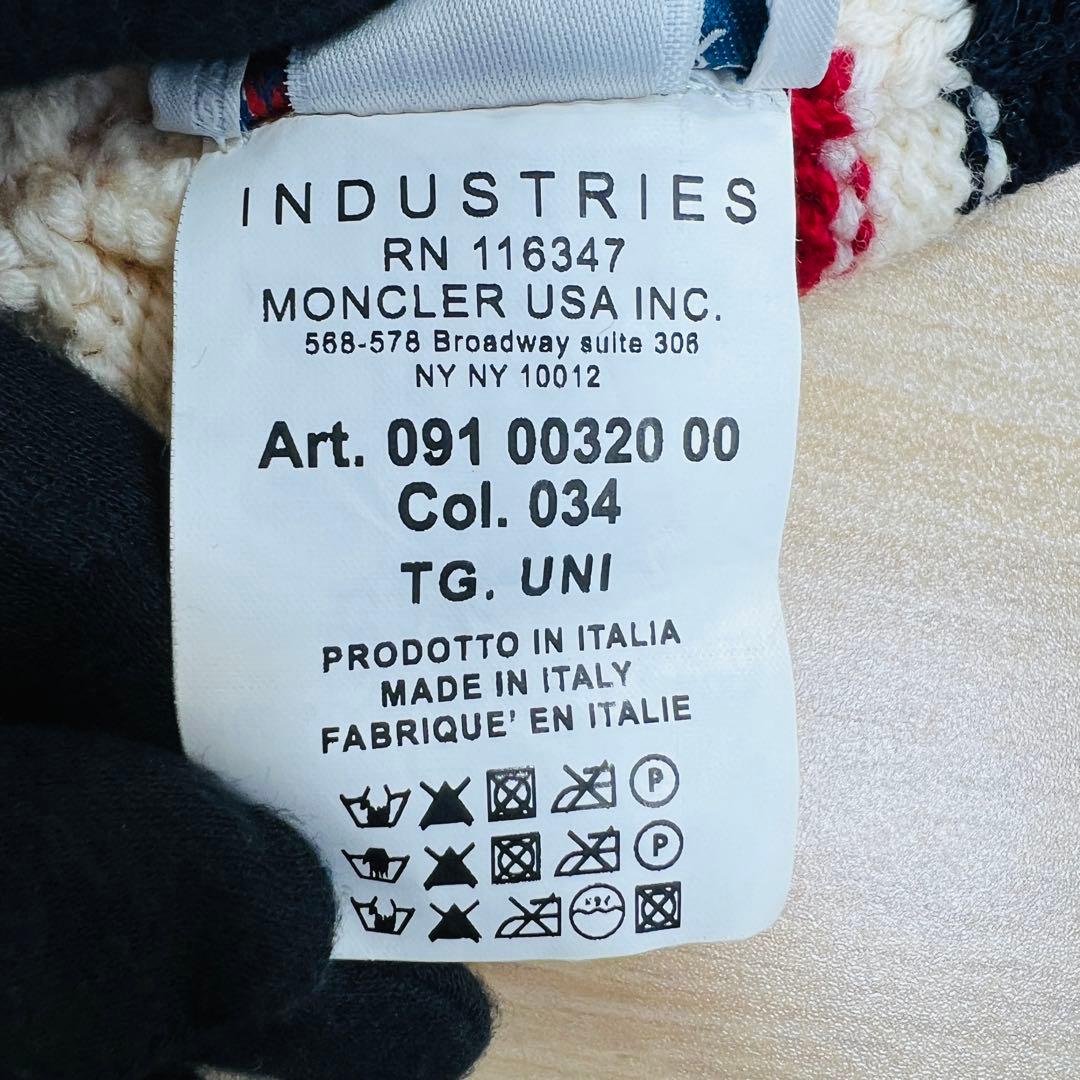 モンクレール ニットキャップ ロゴパッチ オフホワイト