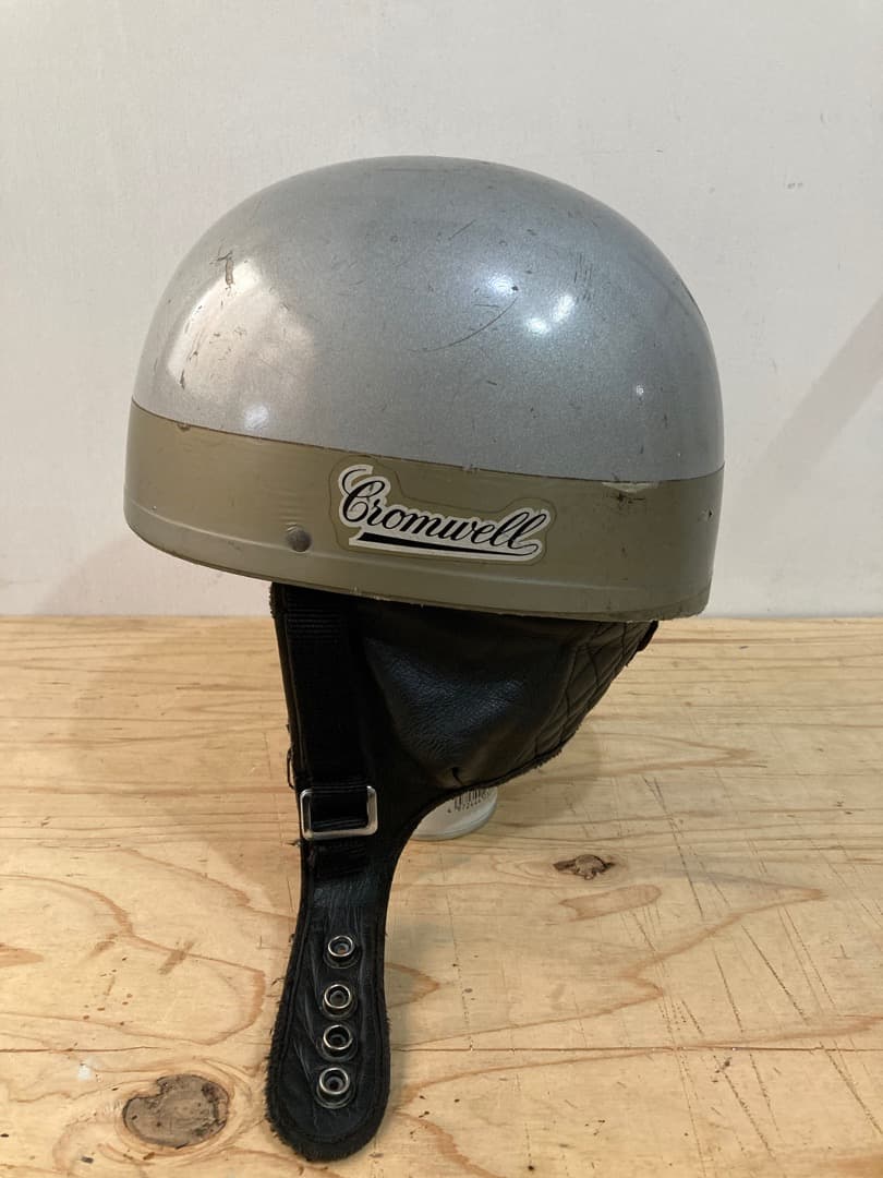 クロムウェル　ヘルメット（観賞用）