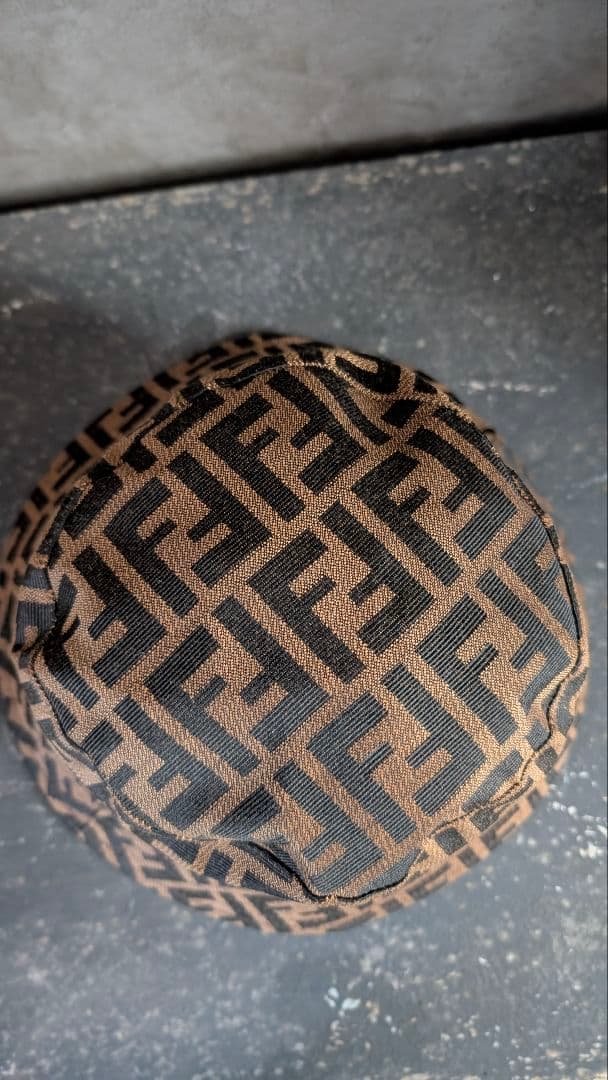 Fendi バケットハット ブラウン