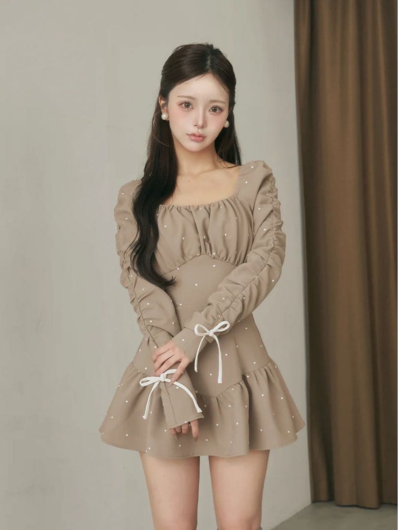 Darich ダーリッチ スクエアネックギャザーミニワンピース