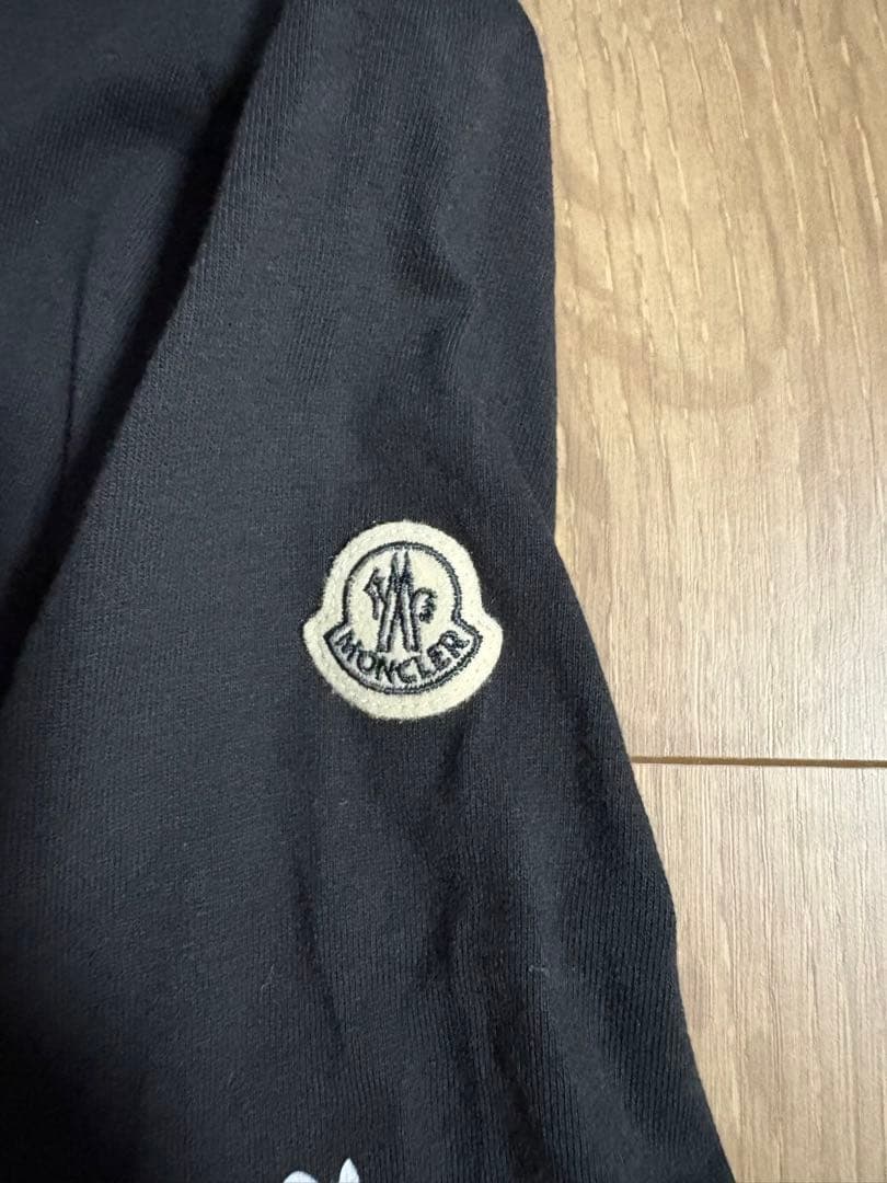 【knuckle headさま専用】Moncler ブラック 長袖カットソー