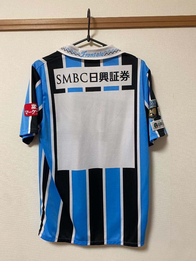 サッカーレプリカユニフォーム　Mサイズ