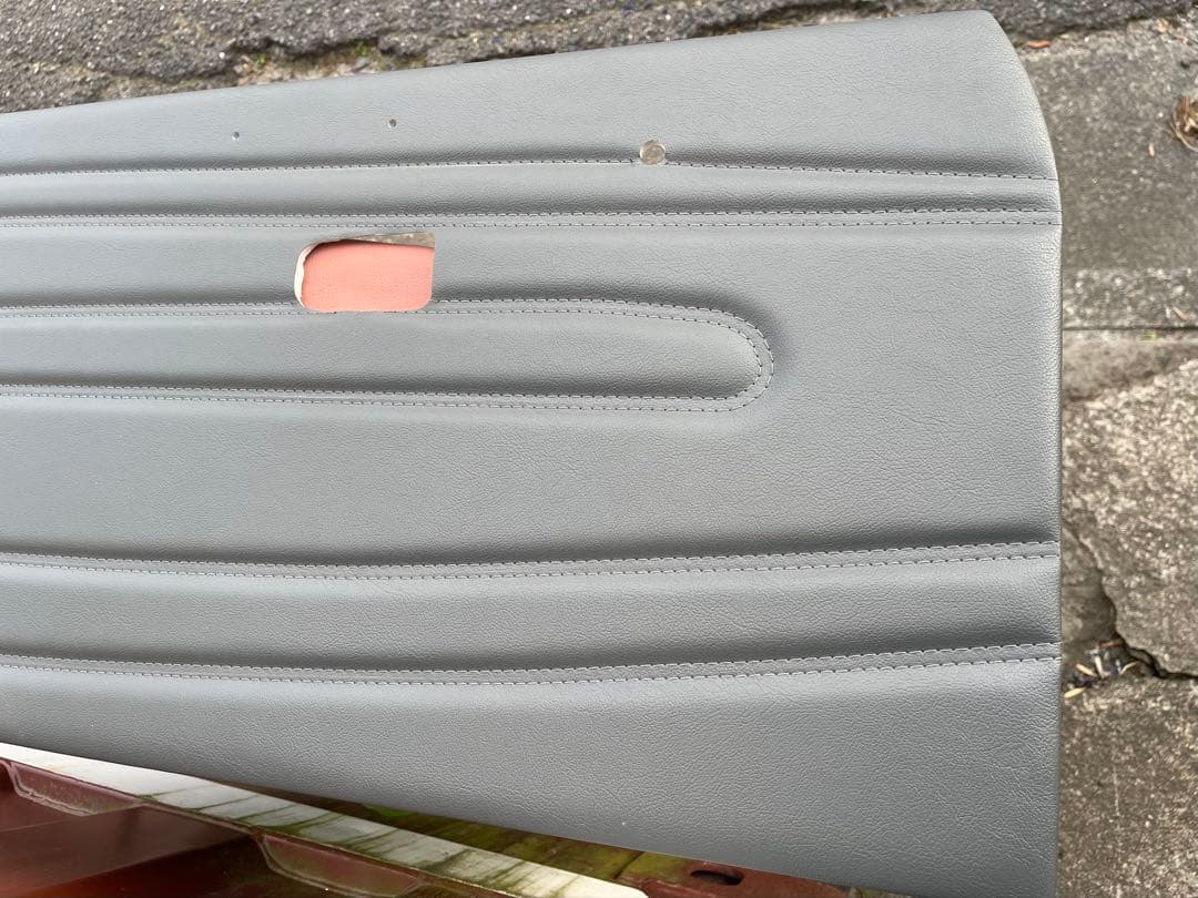 林檎さま専用　サニートラック GB122 フロント左右ドア内張り純正タイプグレー