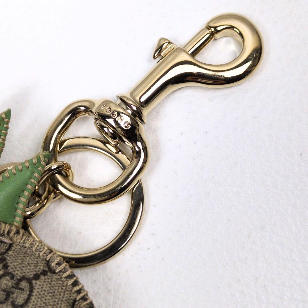 ぬえ グッチ キーホルダー パパガッロ オウム レザー GGキャンバス