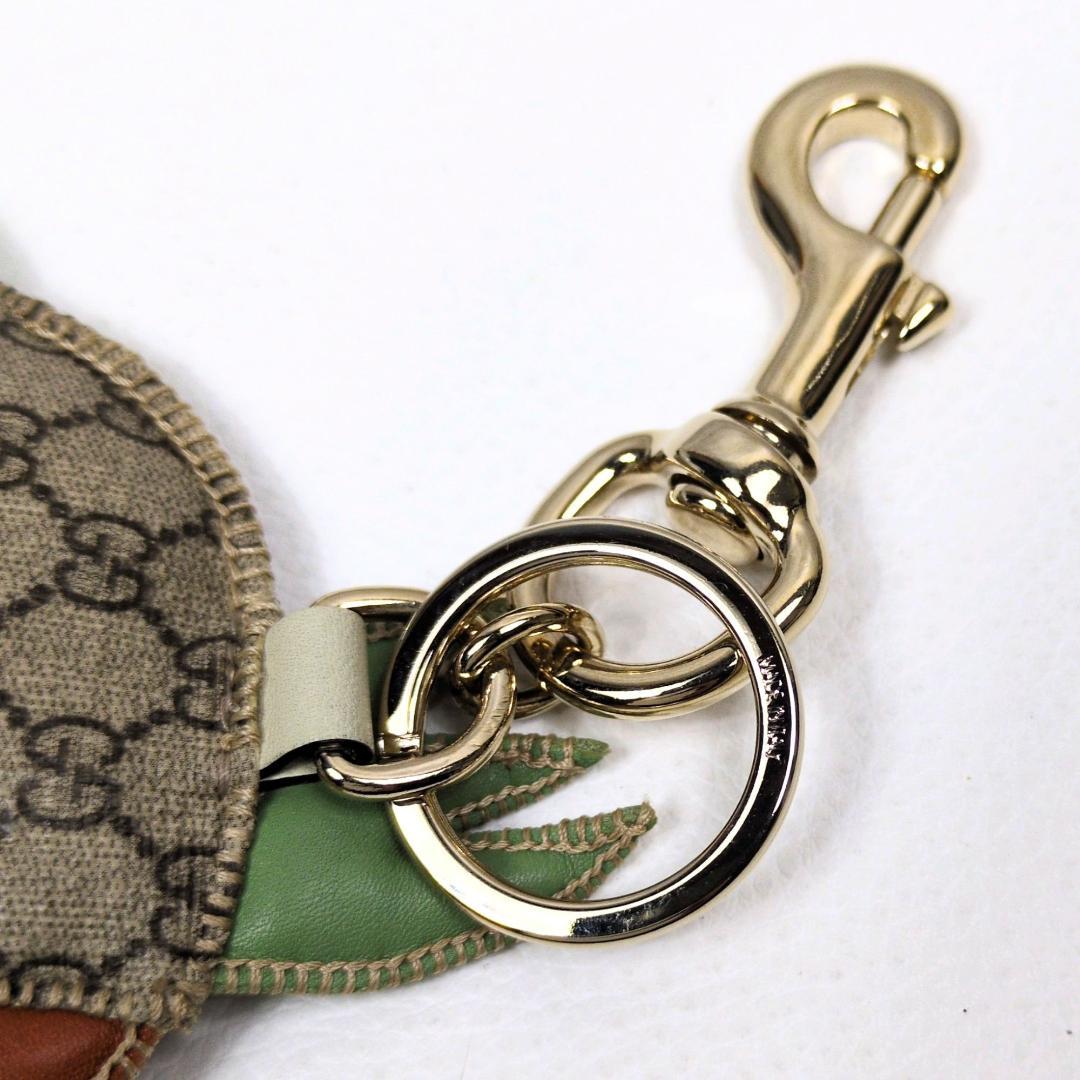 ぬえ グッチ キーホルダー パパガッロ オウム レザー GGキャンバス