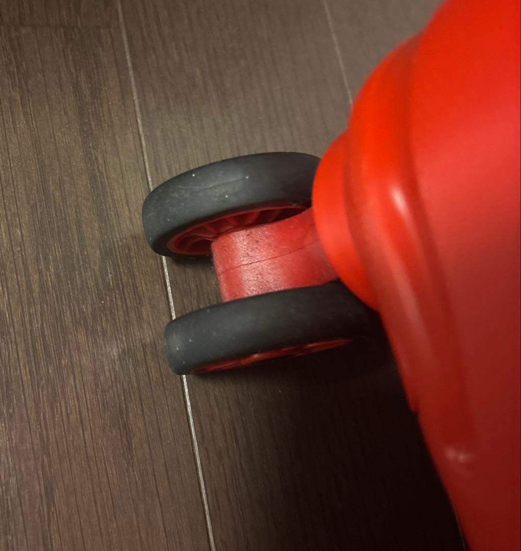 American Tourister 68cm スーツケース