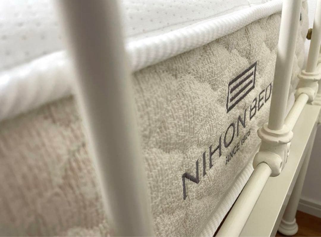 【本物】 アンティーク 家具 アイアンベッド セミシングル 日本ベッドマットレス