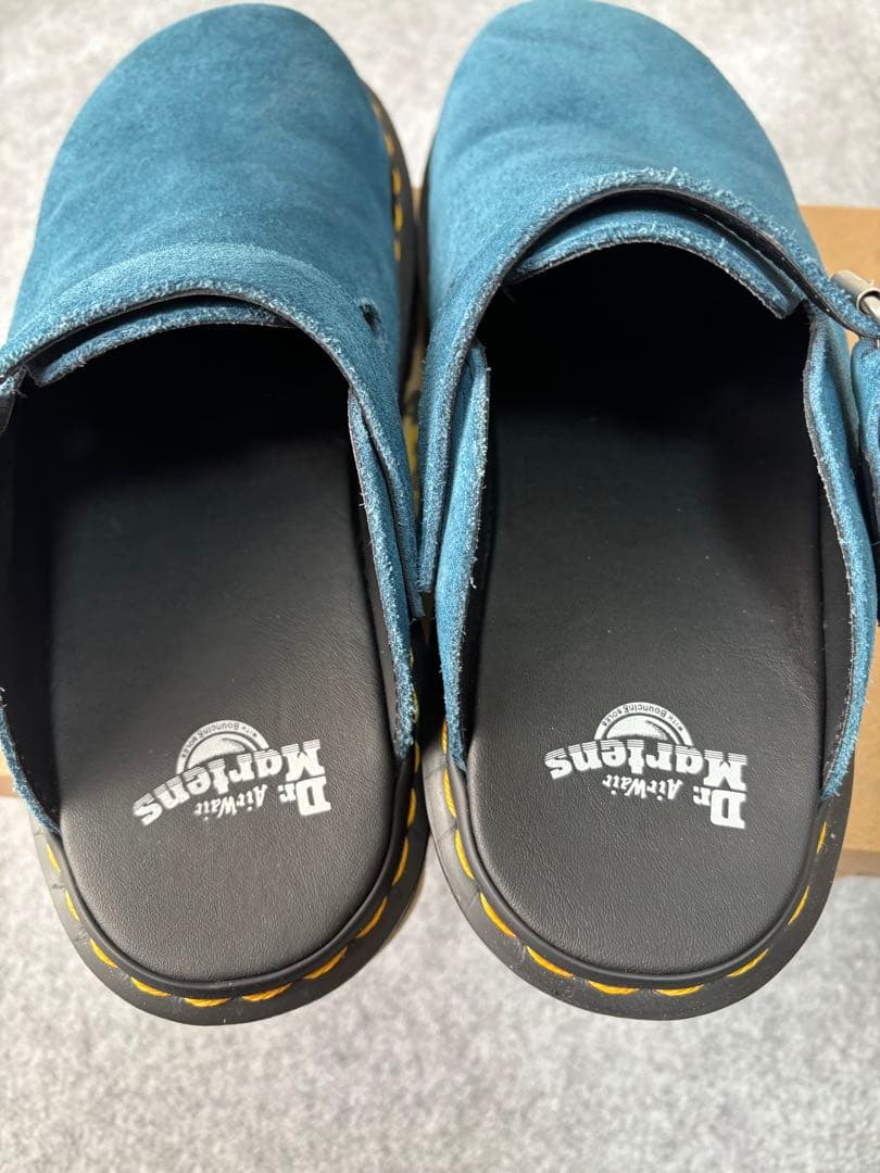 Dr. Martens スエード クロッグサンダル 青