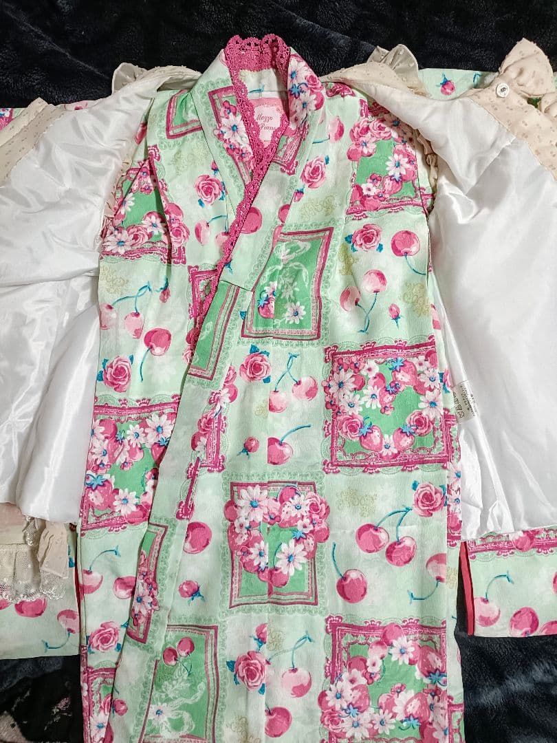 mezzo piano メゾピアノ　3歳　七五三　着物　被布セット　女の子　薄緑