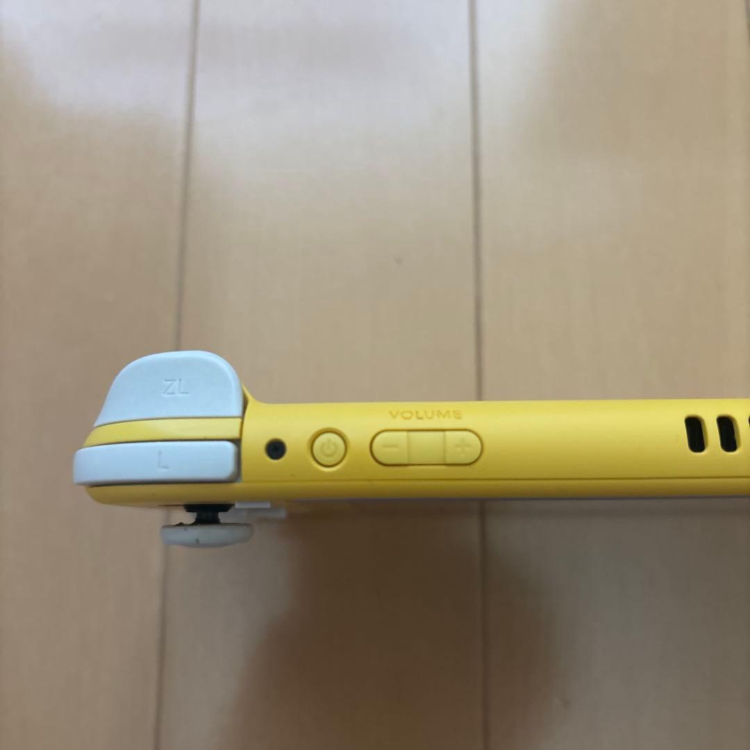 Nintendo Switch light 本体　イエロー