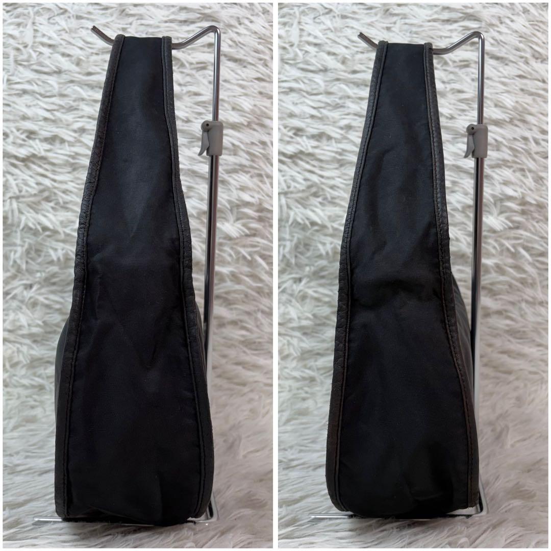 激レア✨PRADA プラダ アクセサリーポーチ レザー×ナイロン ワンショルダー