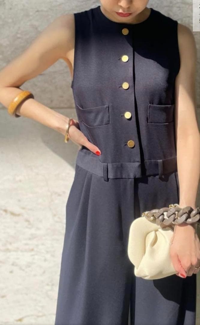 美品＊ヴェルメイユパーイエナ　ドスキン　オールインワン　ノースリーブ　金ボタン