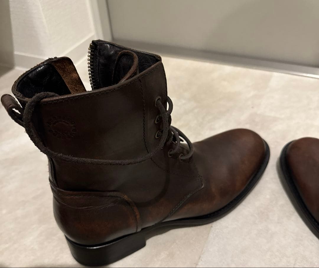 BUTTERO メンズレースアップブーツ B2904 カラー：ブラウン