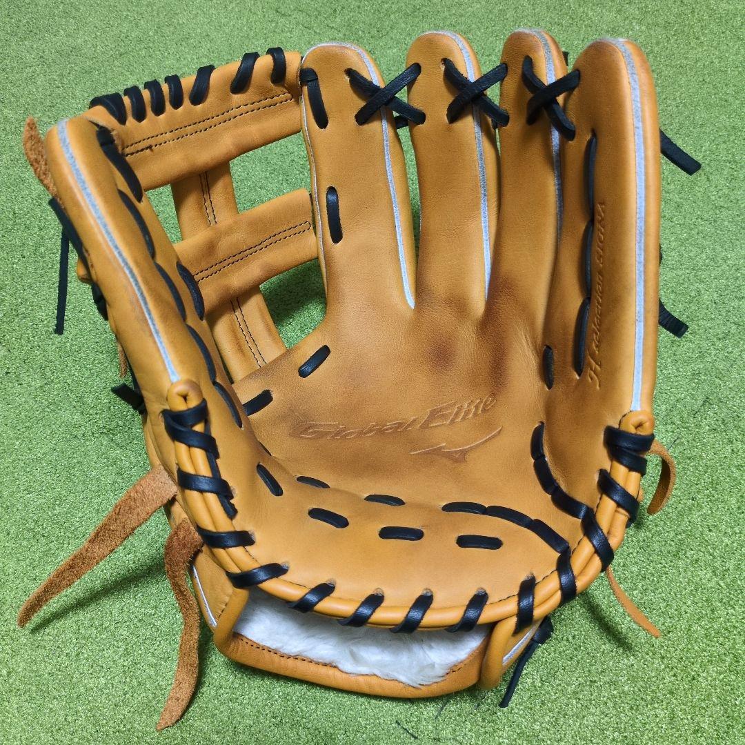 Mizunoグローバルエリート軟式内野　定価￥28,600