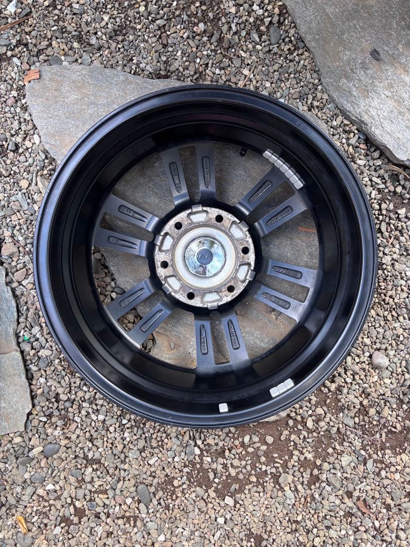 ハイエース　DELFT 17インチ スポークデザインホイール