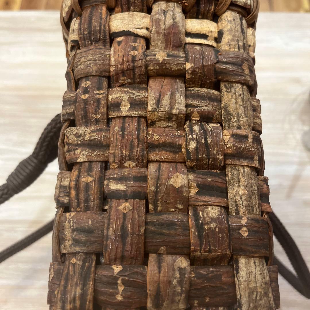 天然素材 ブラウン かごバッグ胡桃？山葡萄？