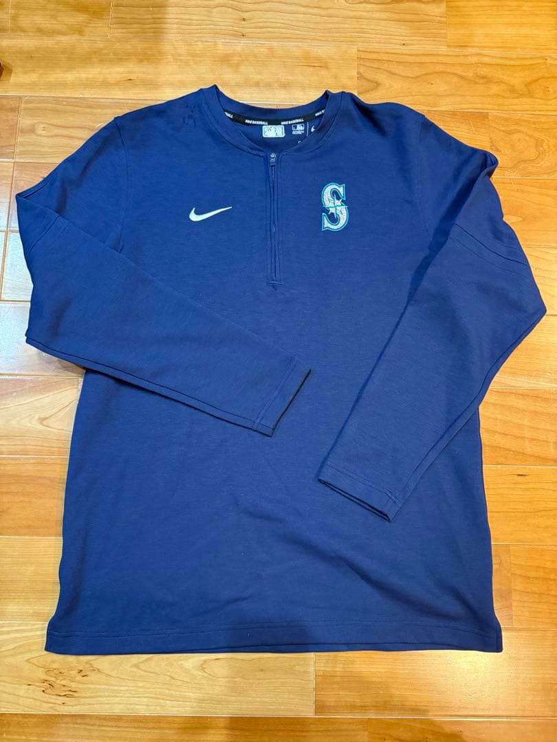 新品同様　ナイキNike シアトルマリナーズ 長袖ハーフジップ 日本Lサイズ