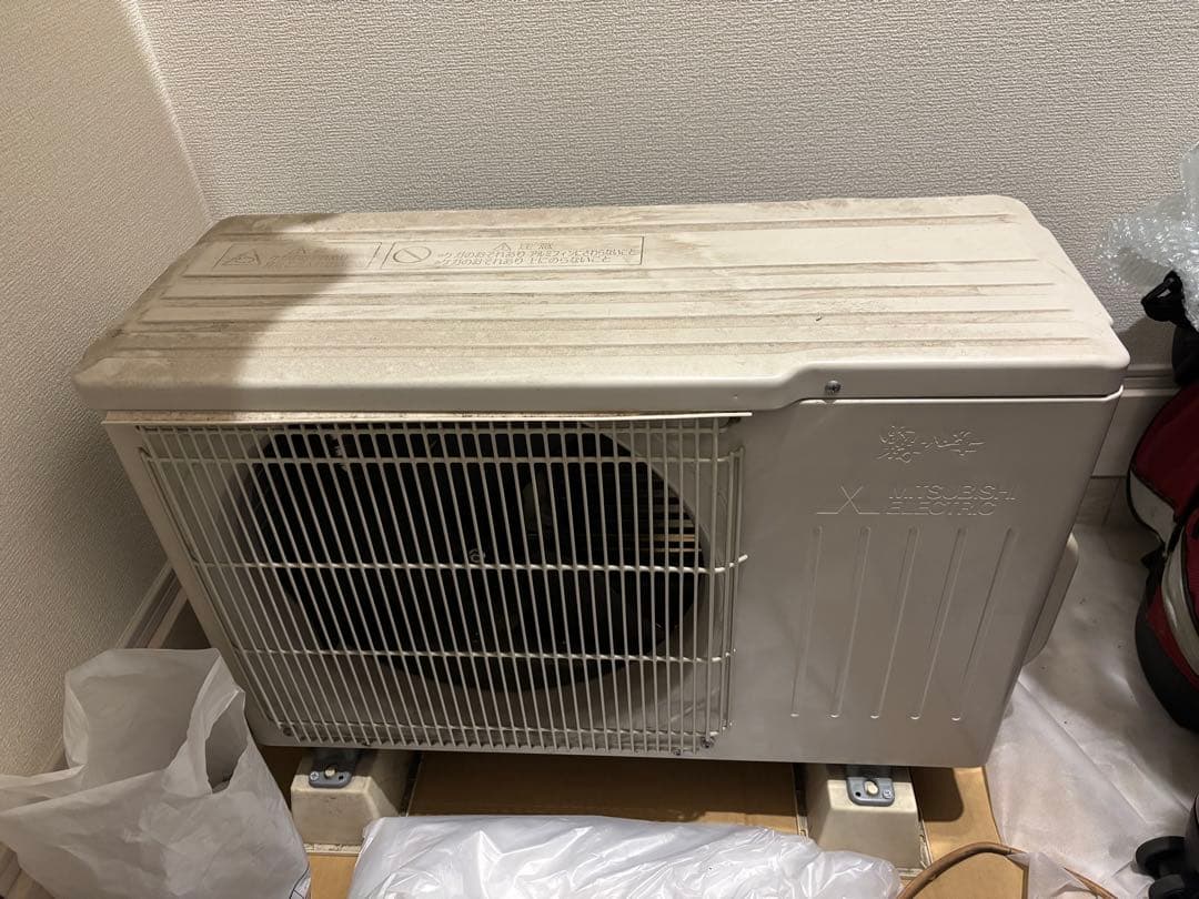 MSZ-R2219-W エアコン　6畳用