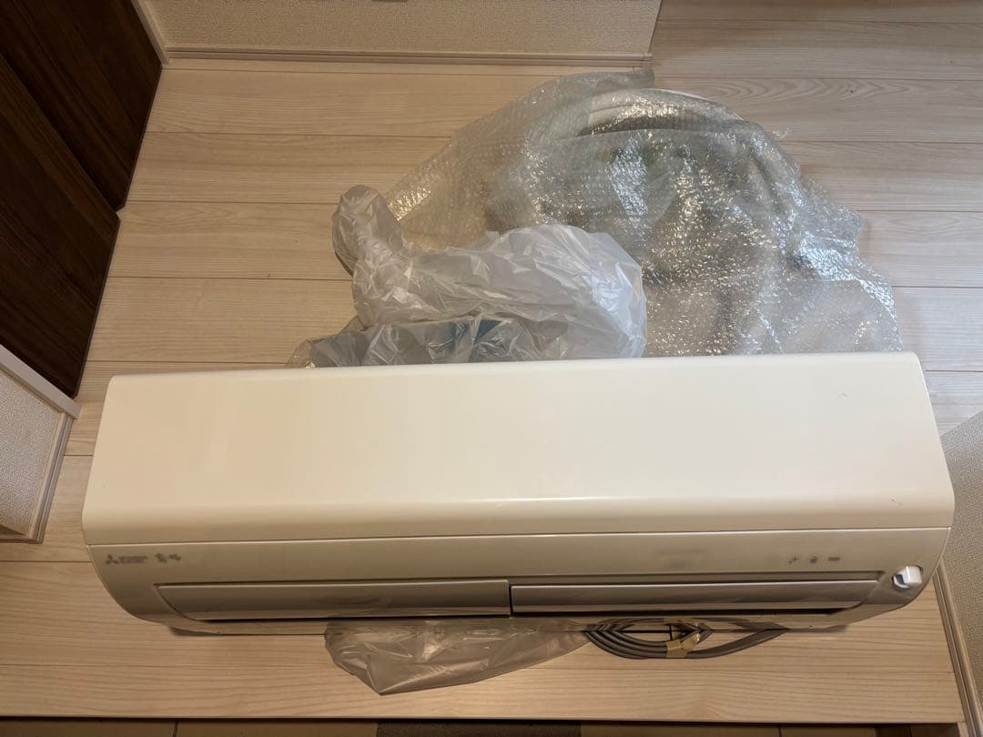 MSZ-R2219-W エアコン　6畳用