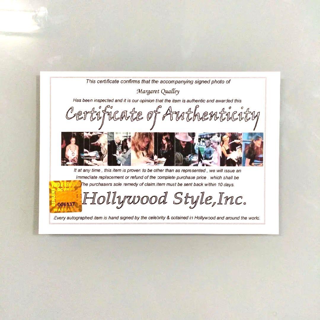 セール中…マーガレット・クアリー直筆サイン入り写真…Netflix…メイドの手帖