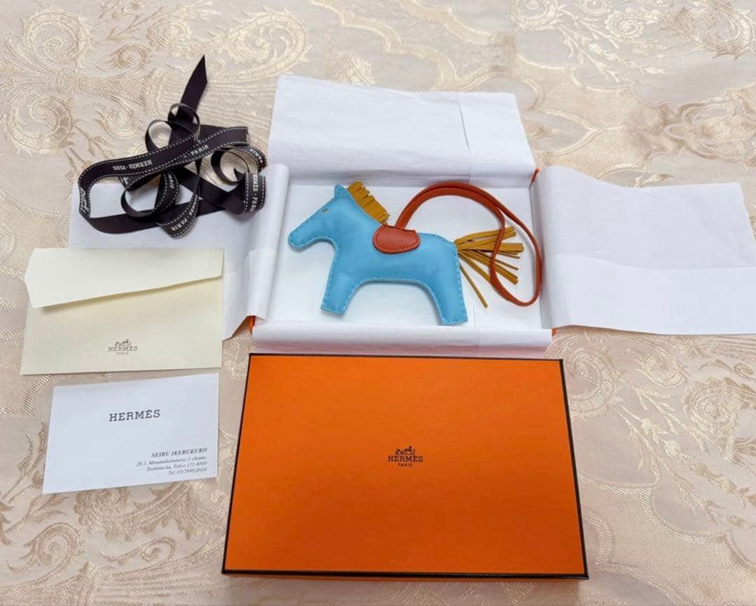 ⭐️未使用近い⭐️ エルメス ロデオ MM セレステ カーネリアン ブトンドール